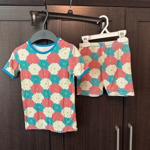 KicKee Pants Tropical Flowers sz 6 shorts & tee pajama set